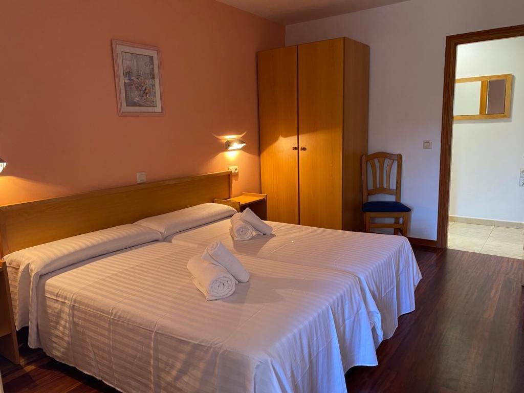 Hotel San Paio Santiago de Compostela Ngoại thất bức ảnh
